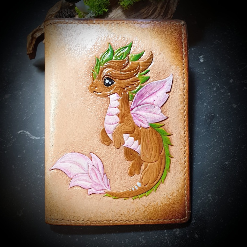 Porte-carte en cuir peint dragon